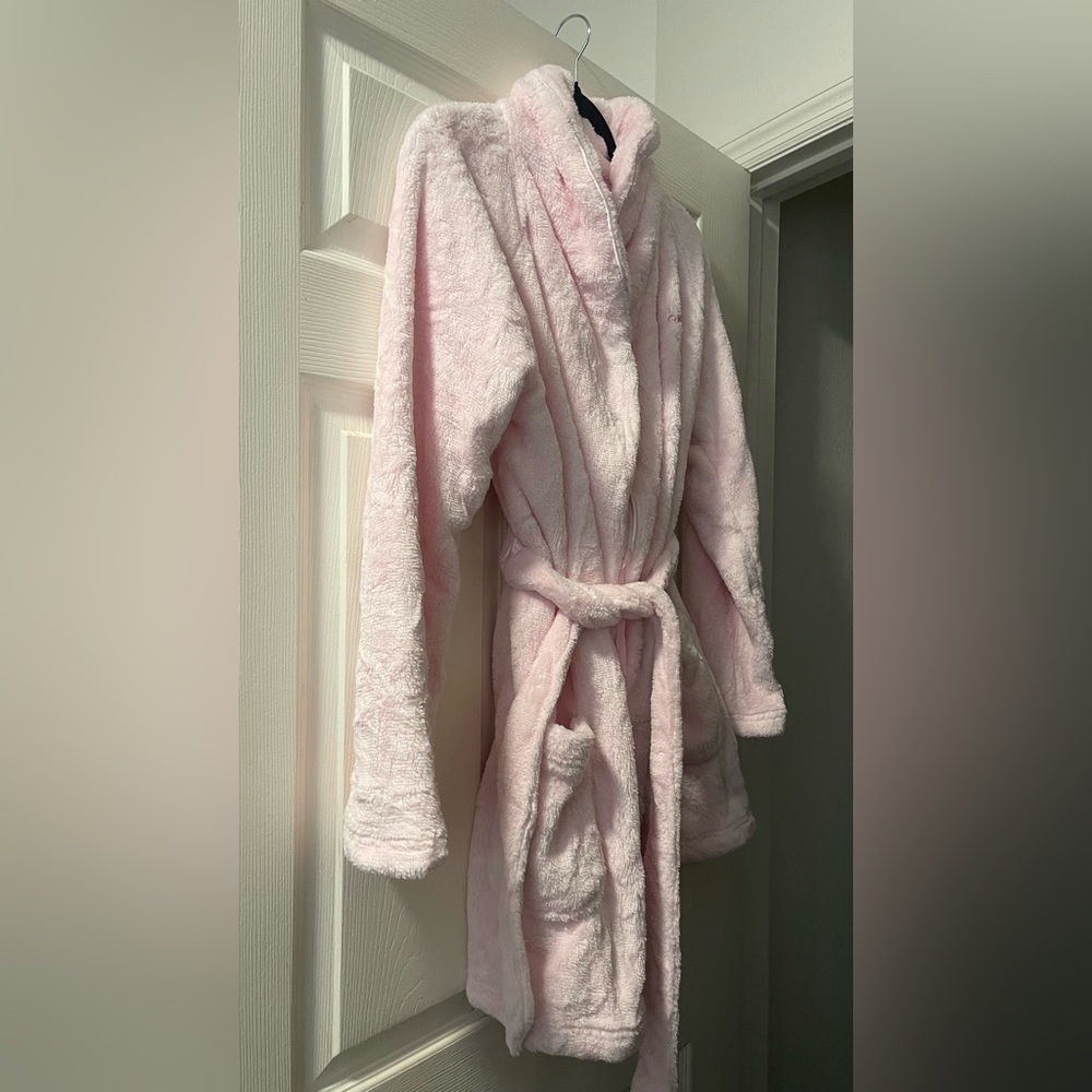 Victoria's Secret Soft Pink Robe